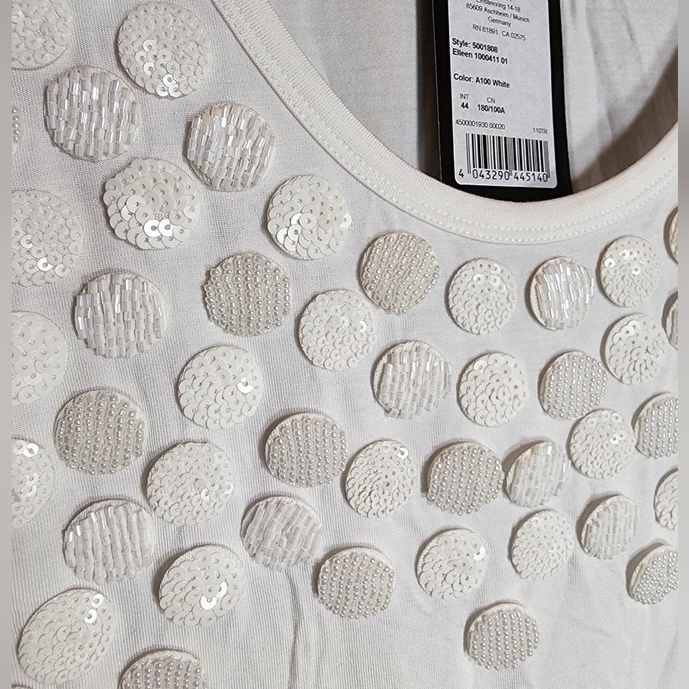 Escada  - Picture 7 of 8